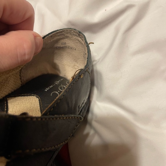 Mary Jane’s size 8 - Picture 6 of 9